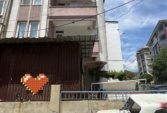 Edremit Cennet ayağında Satılık 4 katlı komple bina