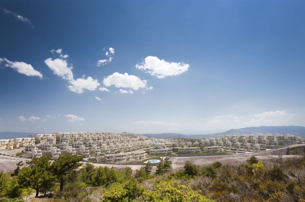 Bodrum Adabükü Turkuaz Sitesinde Eşyalı 2+1 Bahçe Katı Daire