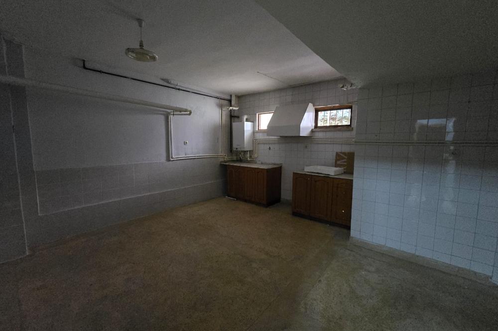 Kınıklı'da Şehir ve Doğa Manzaralı Kiralık Tripleks Villa...