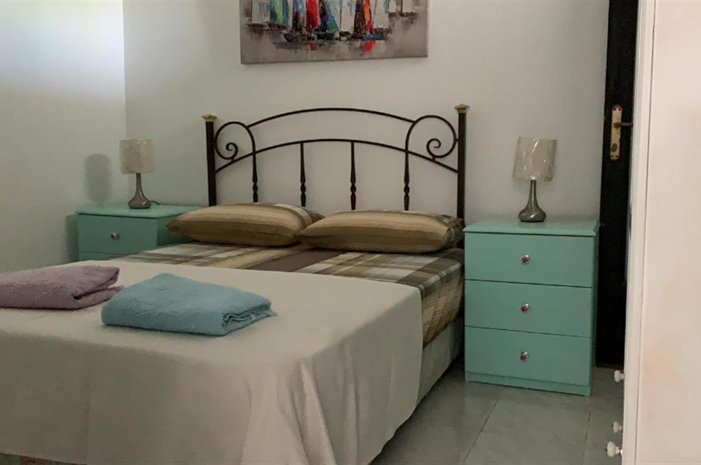 DATÇA MERKEZDE PANORAMİK DENİZ MANZARALI FULL EŞYALI KİRALIK2+1