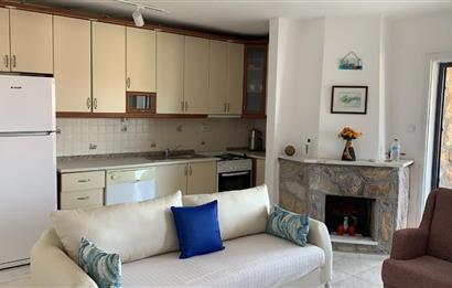 DATÇA MERKEZDE PANORAMİK DENİZ MANZARALI FULL EŞYALI KİRALIK2+1