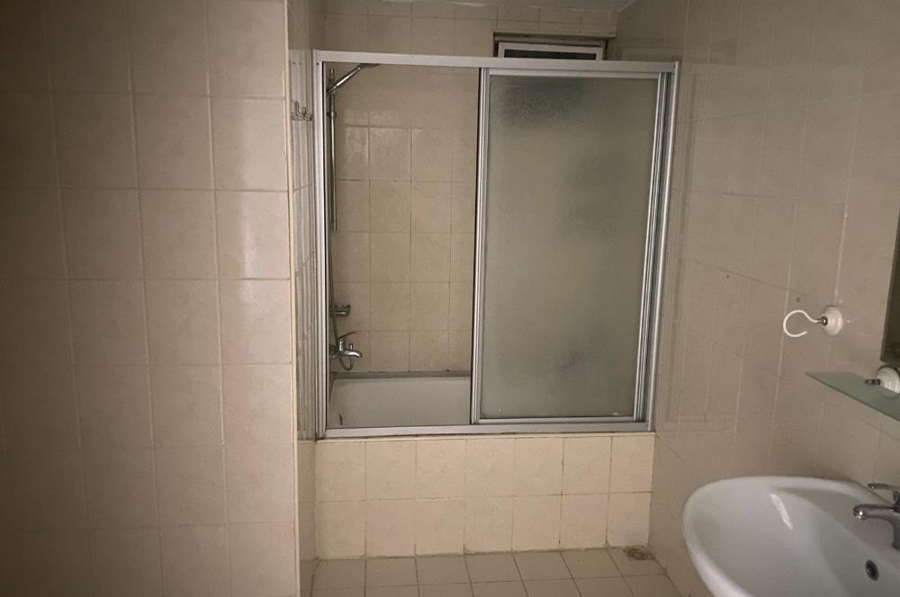 1246312874 ATAŞEHİR ŞEKER EVLER SİTESİ'NDE ÖNÜ KOMPLE AÇIK SATILIK 3+1