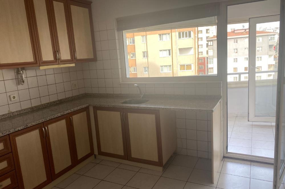 1246312874 ATAŞEHİR ŞEKER EVLER SİTESİ'NDE ÖNÜ KOMPLE AÇIK SATILIK 3+1