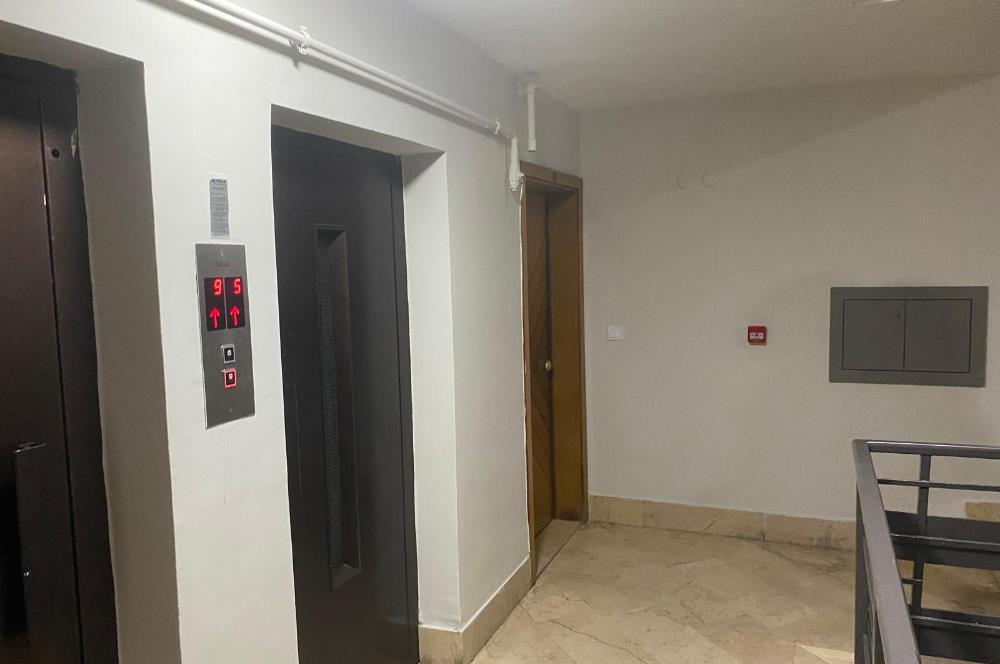 1246312874 ATAŞEHİR ŞEKER EVLER SİTESİ'NDE ÖNÜ KOMPLE AÇIK SATILIK 3+1