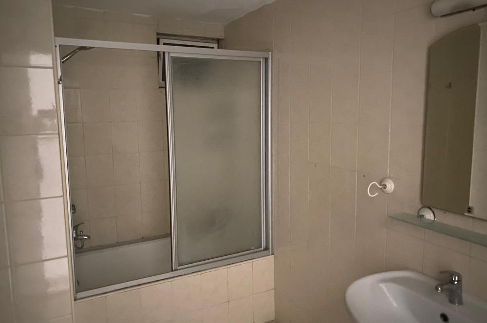 1246312874 ATAŞEHİR ŞEKER EVLER SİTESİ'NDE ÖNÜ KOMPLE AÇIK SATILIK 3+1
