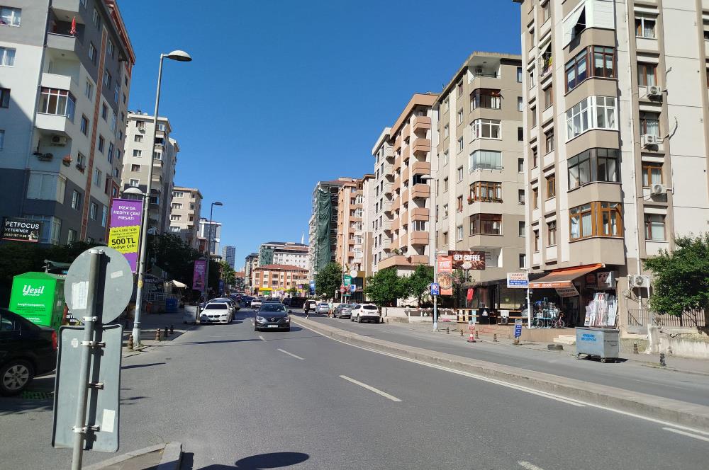 1246312874 ATAŞEHİR ŞEKER EVLER SİTESİ'NDE ÖNÜ KOMPLE AÇIK SATILIK 3+1
