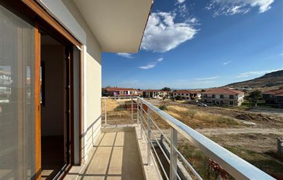 Foça Bağarası'nda Satılık Sıfır 2+1 Daire 