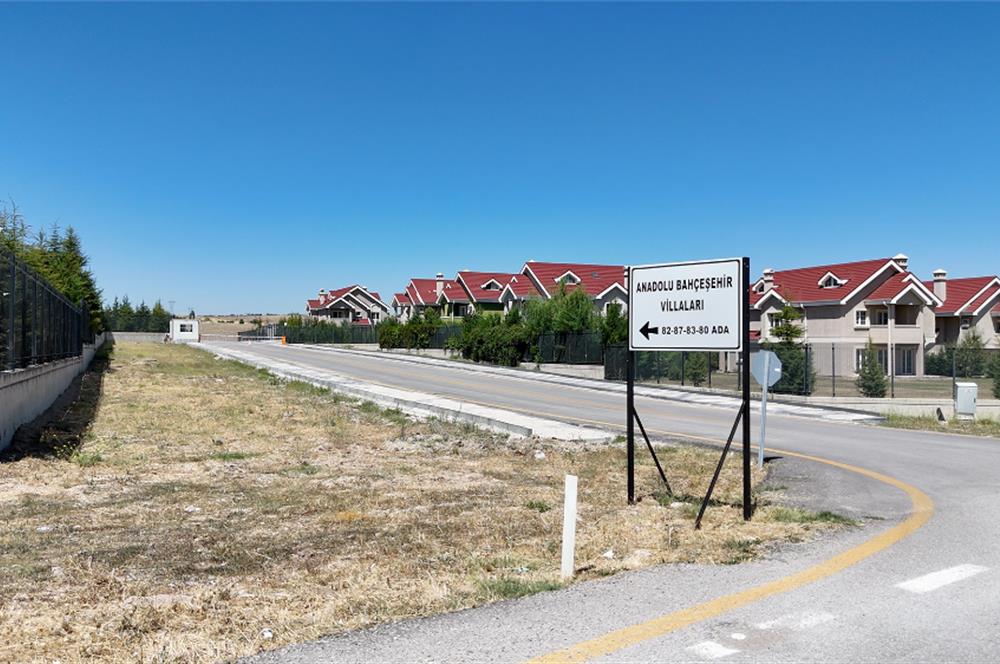 GÖLBAŞI ANADOLU BAHÇEŞEHİR EVLERİ SATILIK NATAMAM 7+2 VİLLA
