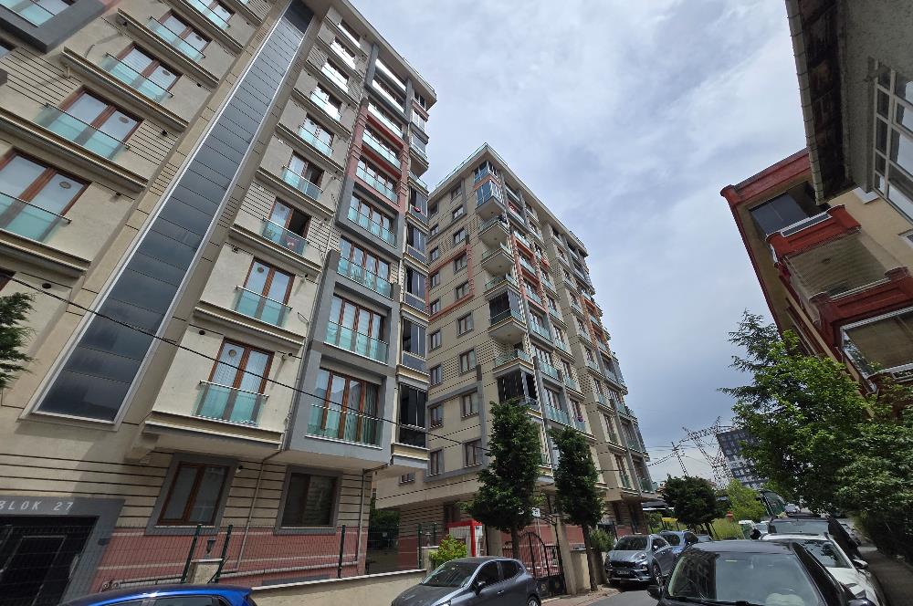 C21 NAR - BAKLA SOKAK'TA SİTE İÇİNDE SATILIK 2+1 DAİRE