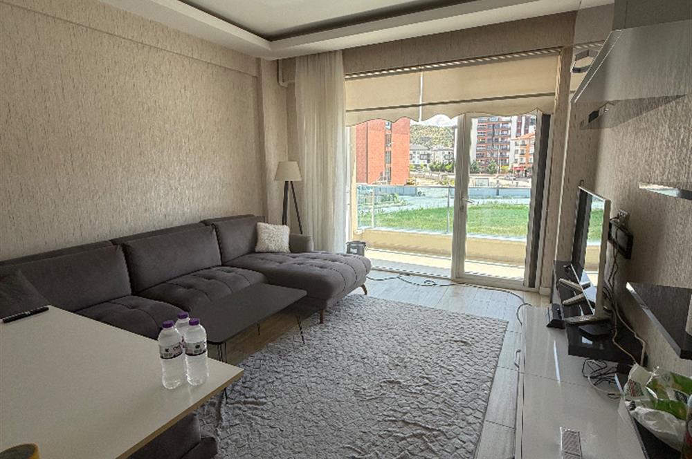 CENTURY 21 PLUS'DAN SELÇUKLU ŞAHİN SUİT'DE SÜPER 1+1 EŞYALI