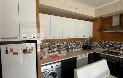 CENTURY 21 PLUS'DAN SELÇUKLU ŞAHİN SUİT'DE SÜPER 1+1 EŞYALI
