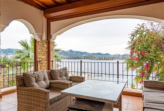 Bodrum Yalıkavak Deniz Manzaralı Özel Plajlı Daire