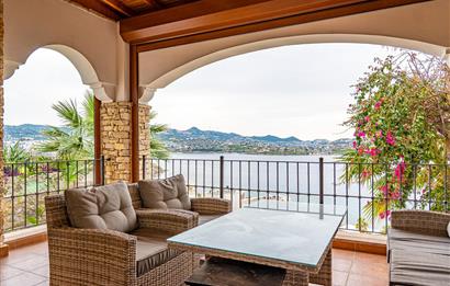 Bodrum Yalıkavak Deniz Manzaralı Özel Plajlı Daire