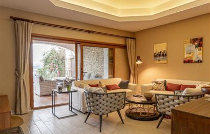 Bodrum Yalıkavak Deniz Manzaralı Özel Plajlı Daire