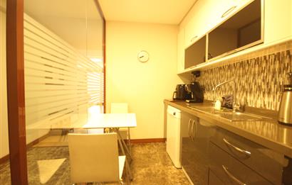 MELTEM YAMAN'dan Moda da*YENİ BİNADA* Cadde Üzerinde 3+1 İş Yeri