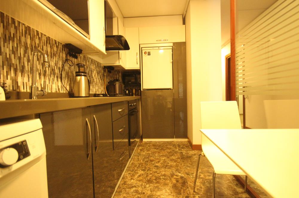 MELTEM YAMAN'dan Moda da*YENİ BİNADA* Cadde Üzerinde 3+1 İş Yeri