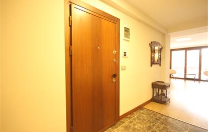 MELTEM YAMAN'dan Moda da*YENİ BİNADA* Cadde Üzerinde 3+1 İş Yeri