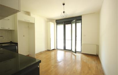 MELTEM YAMAN'dan * YENİ BİNADA* Düz Giriş 1+1 Daire ( FIRSAT..)