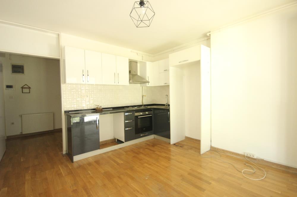 MELTEM YAMAN'dan * YENİ BİNADA* Düz Giriş 1+1 Daire ( FIRSAT..)