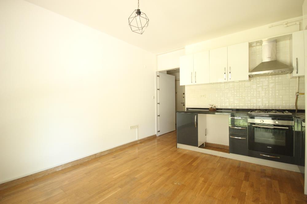 MELTEM YAMAN'dan * YENİ BİNADA* Düz Giriş 1+1 Daire ( FIRSAT..)