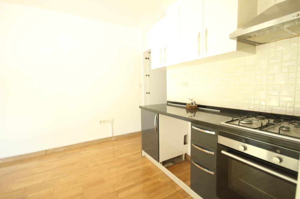 MELTEM YAMAN'dan * YENİ BİNADA* Düz Giriş 1+1 Daire ( FIRSAT..)