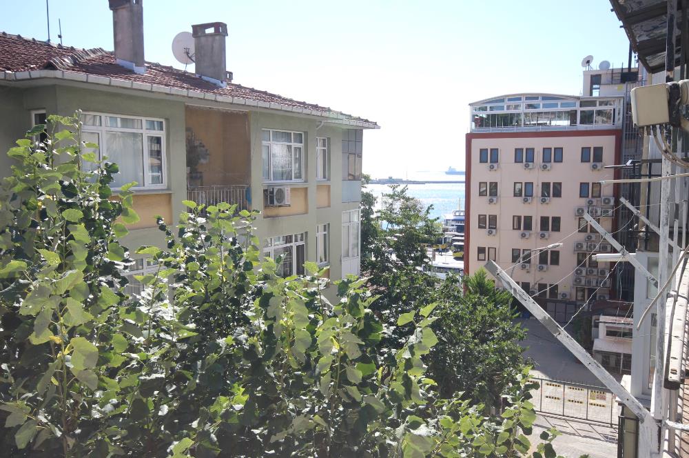 C21 MELTEM YAMAN'dan Rıhtım Ve İskeleye Yakın 4 Katlı İş Yeri