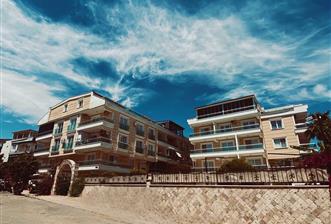 🏡 EFELER MAHALLESİ’NDE SATILIK 3+1 DUBLEKS – HAVUZLU, GÜVENLİKLİ SİTE İÇERİSİNDE, FULL EŞYALI