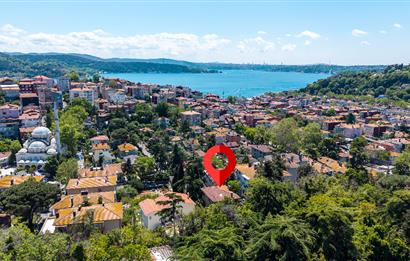Sarıyer'de içinde 1 VİLLA ve 6 DAİRELİ BİNA bulunan 1361 m2 ARSA