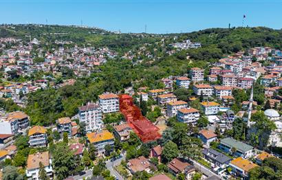 Sarıyer'de içinde 1 VİLLA ve 6 DAİRELİ BİNA bulunan 1361 m2 ARSA