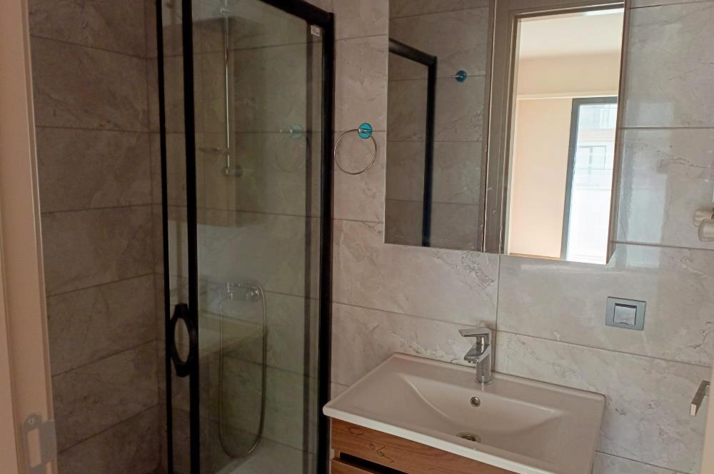 VEMA TUZLA PROJESİNDE SATILIK 2+1 DAİRE