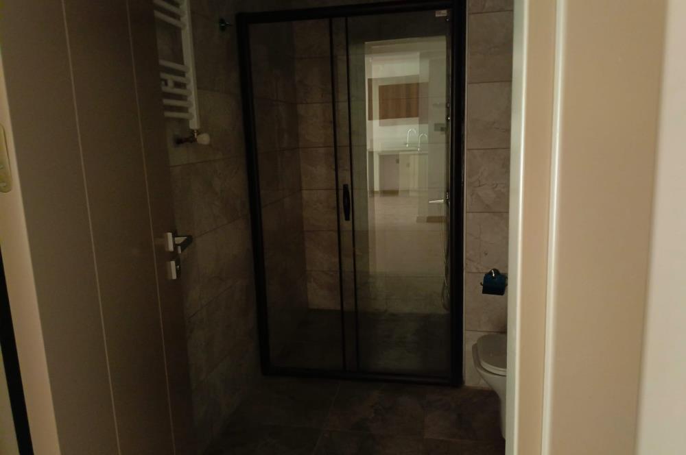 VEMA TUZLA PROJESİNDE SATILIK 2+1 DAİRE