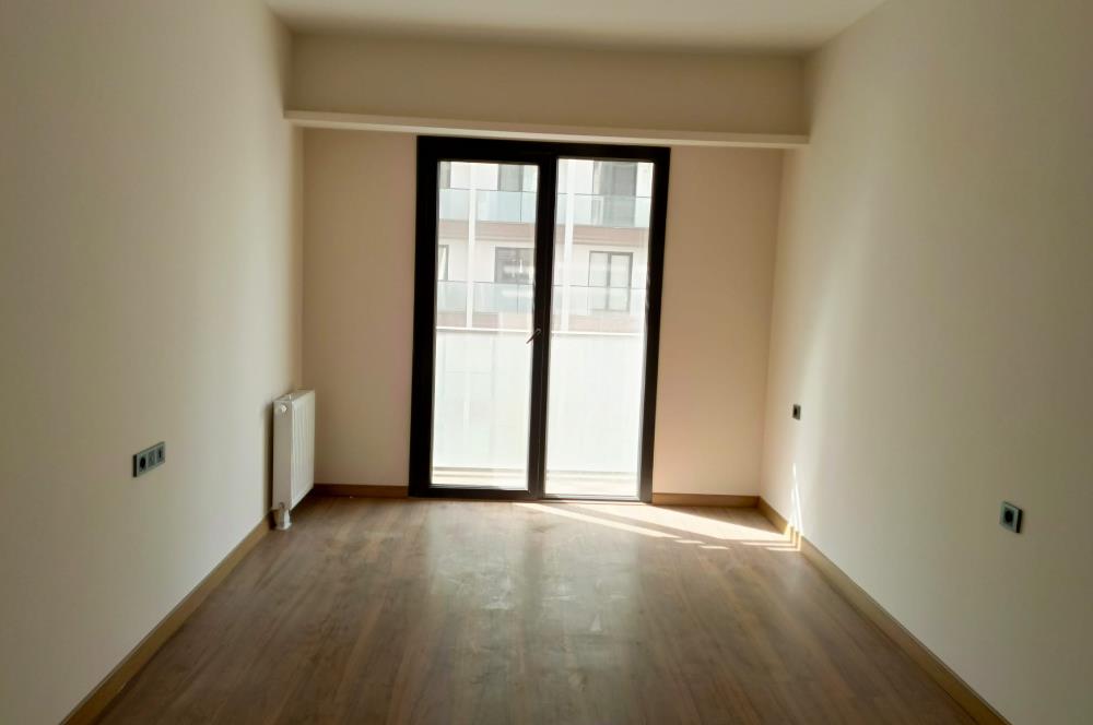 VEMA TUZLA PROJESİNDE SATILIK 2+1 DAİRE