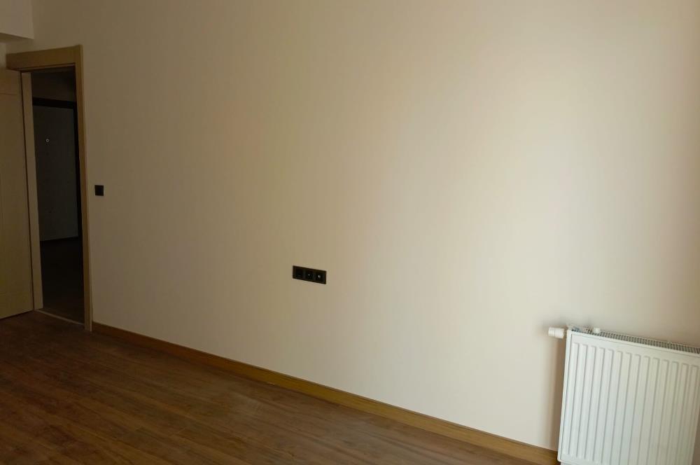 VEMA TUZLA PROJESİNDE SATILIK 2+1 DAİRE