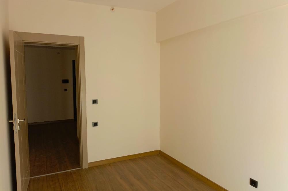 VEMA TUZLA PROJESİNDE SATILIK 2+1 DAİRE