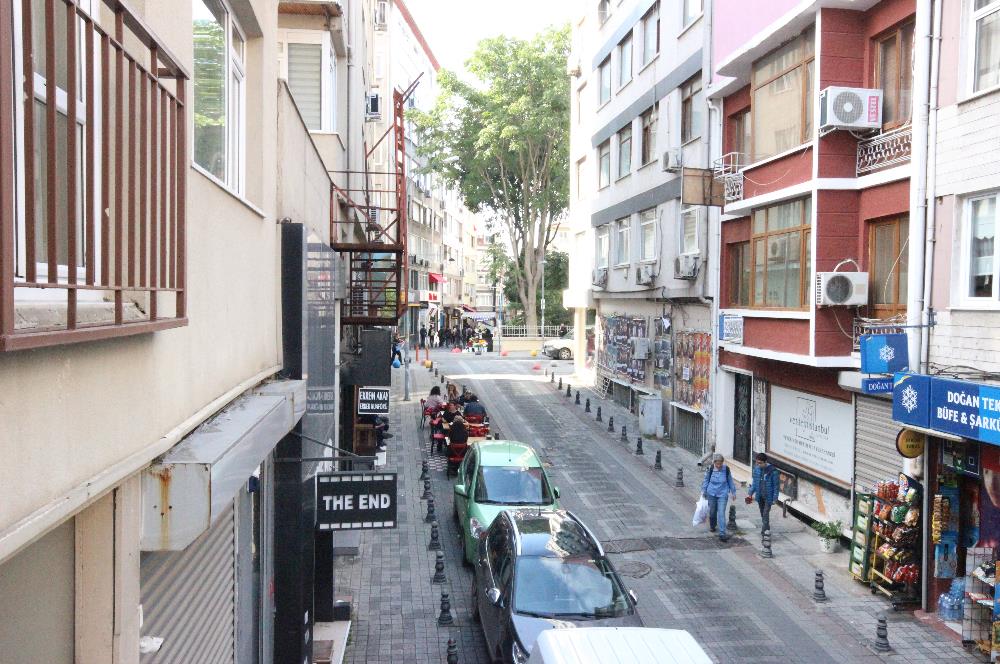 MELTEM YAMAN'dan Bahariye Cd ye Çok Yakın 3+1 Çift Cephe Daire