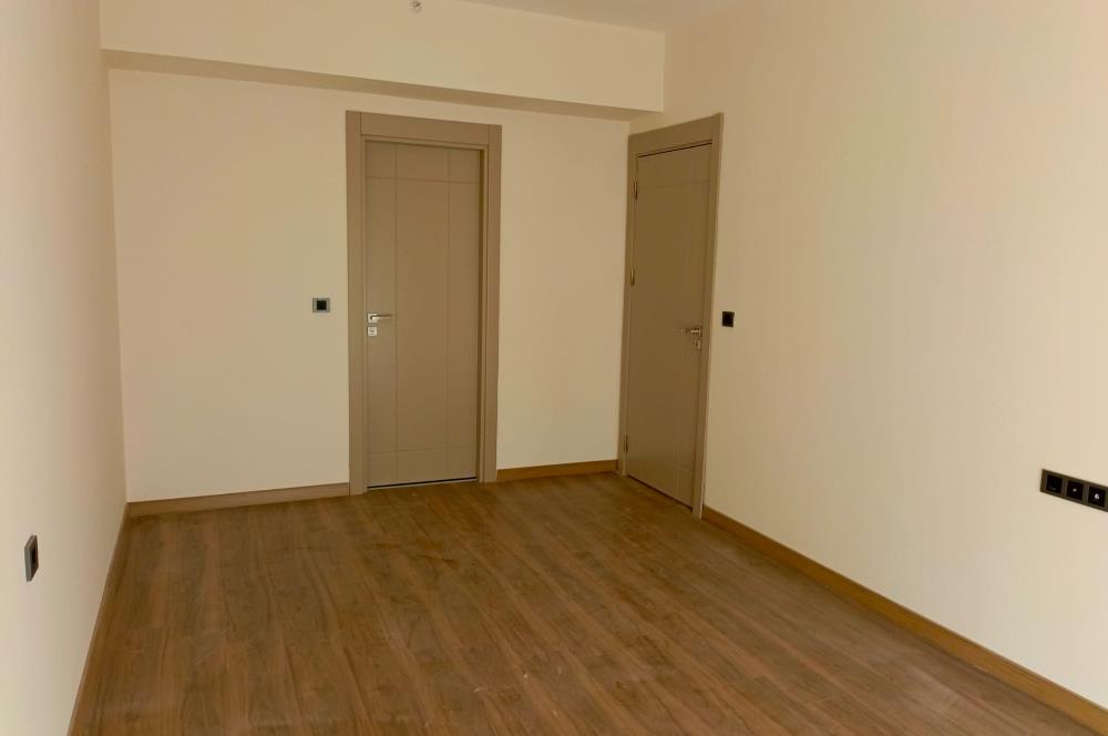 VEMA TUZLA PROJESİNDE SATILIK 2+1 DAİRE