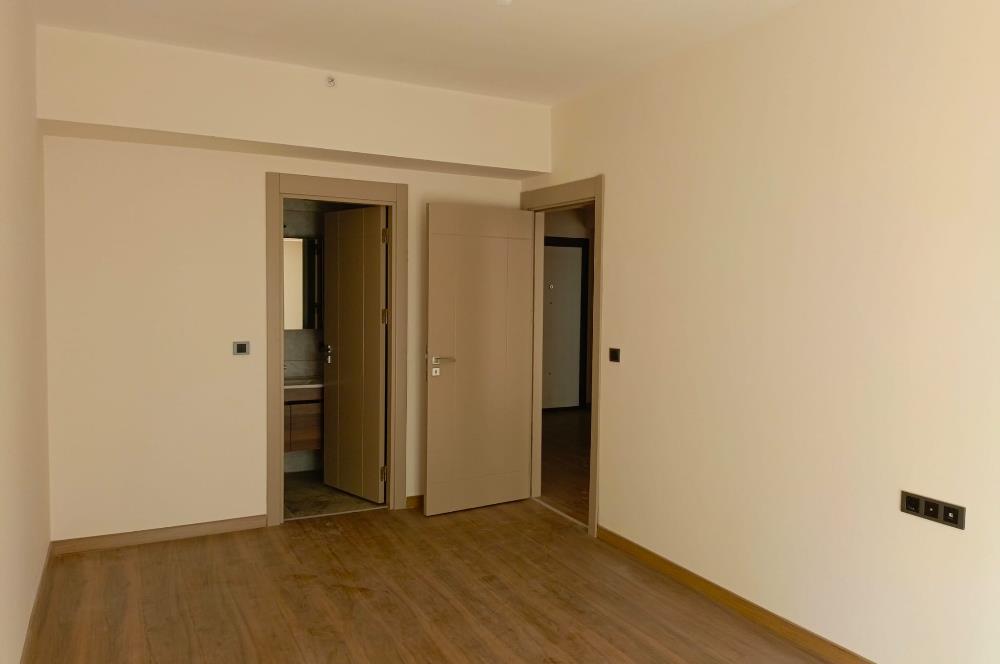 VEMA TUZLA PROJESİNDE SATILIK 2+1 DAİRE