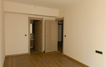 VEMA TUZLA PROJESİNDE SATILIK 2+1 DAİRE
