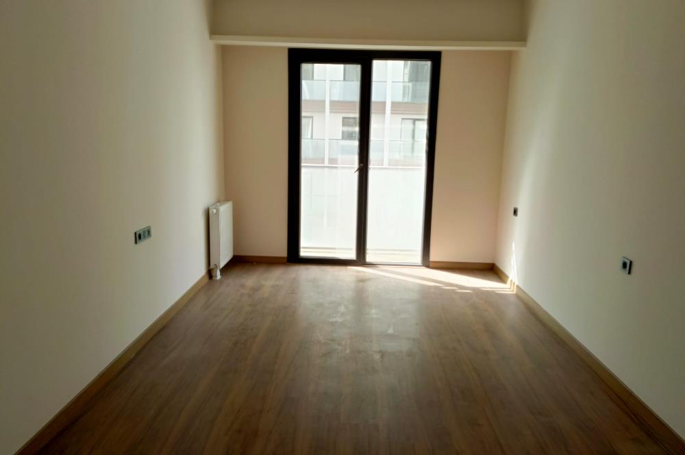VEMA TUZLA PROJESİNDE SATILIK 2+1 DAİRE