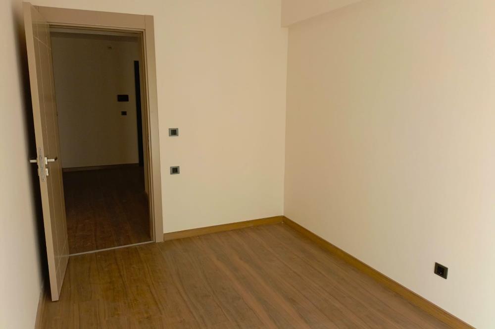VEMA TUZLA PROJESİNDE SATILIK 2+1 DAİRE