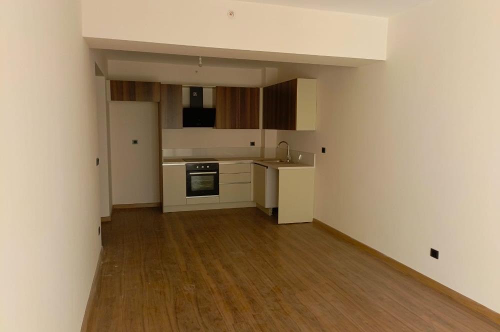 VEMA TUZLA PROJESİNDE SATILIK 2+1 DAİRE