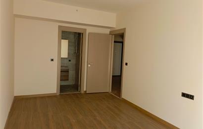 VEMA TUZLA PROJESİNDE SATILIK 2+1 DAİRE