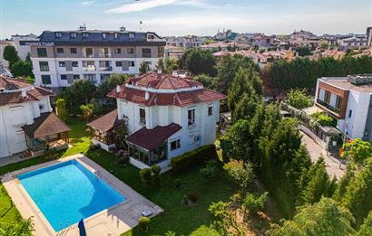 TUZLA CEVİZALTI SİTESİNDE SATILIK VİLLA