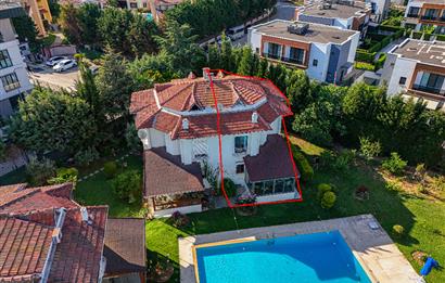 TUZLA CEVİZALTI SİTESİNDE SATILIK VİLLA
