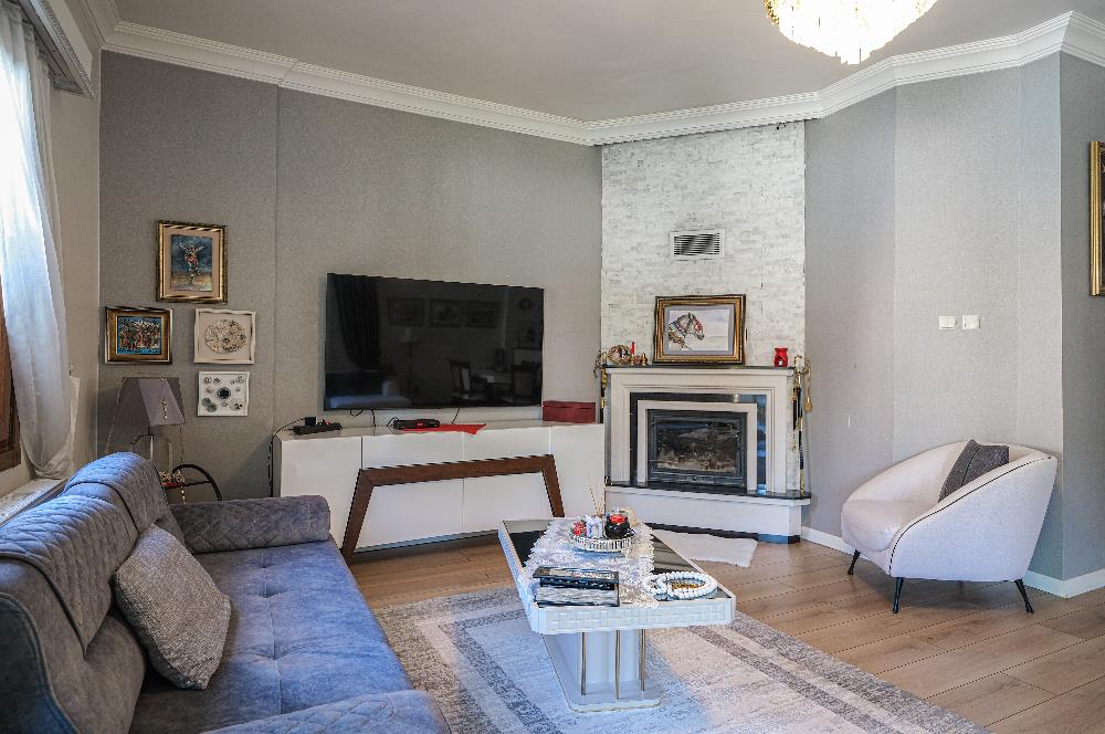 TUZLA CEVİZALTI SİTESİNDE SATILIK VİLLA