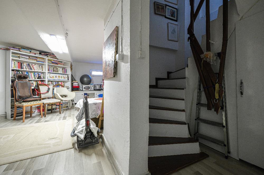 TUZLA CEVİZALTI SİTESİNDE SATILIK VİLLA