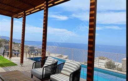 NEF YALIKAVAK'TA PANORAMIK DENİZ MANZARALI SATILIK 4+1 VİLLA