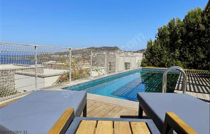 NEF YALIKAVAK'TA PANORAMIK DENİZ MANZARALI SATILIK 4+1 VİLLA
