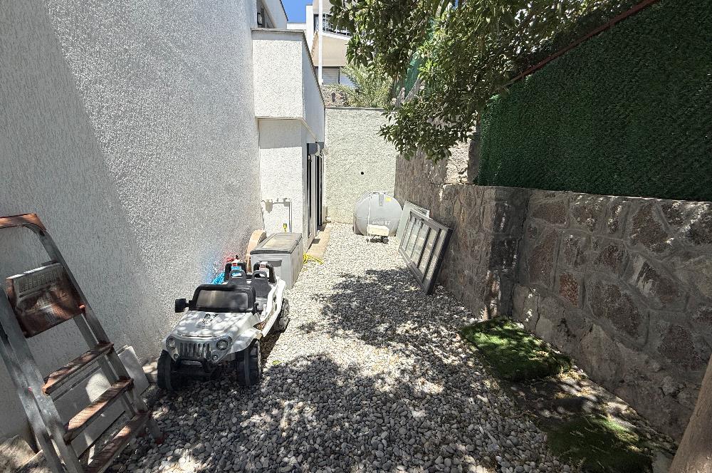Bodrum Gündoğan Farilya’da Müstakil Girişli ve Geniş Bahçe Kullanımlı Satılık 3+1 Bahçe Katı Daire