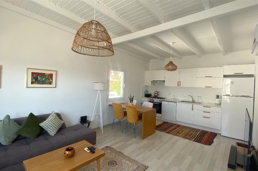 Bodrum Kumbahçe Denize 50 mt 1+1 Sezonda Kiralık Manzaralı Daire